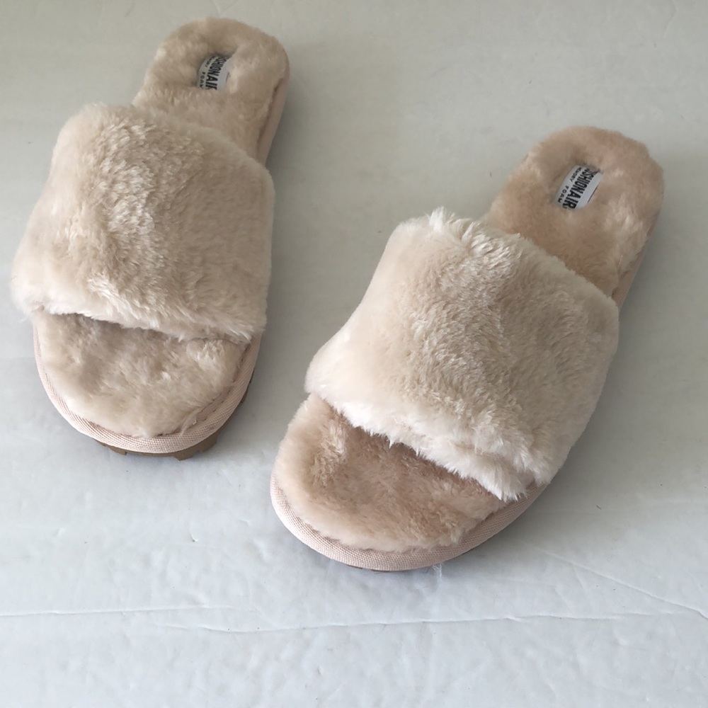 Cushionaire Cozy Mushi Cream Soft Faux Fur Slippers Memory Foam  Sz.8